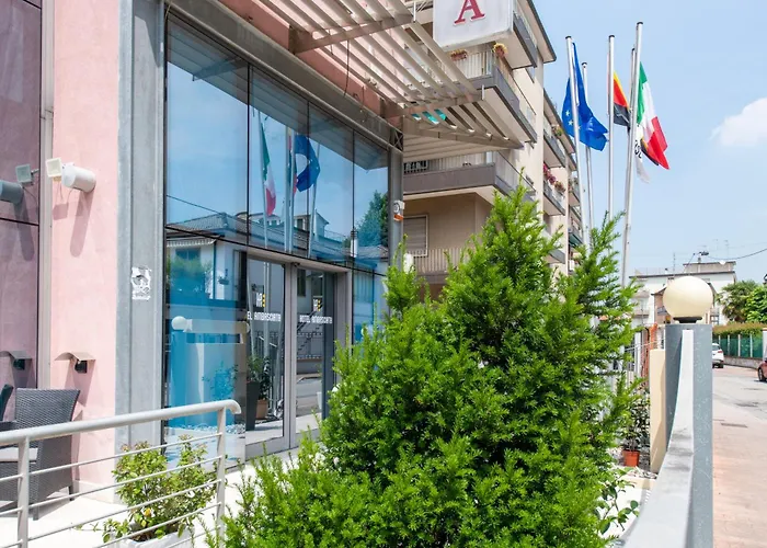Hotel Ambasciata Venice - Atika & Atif