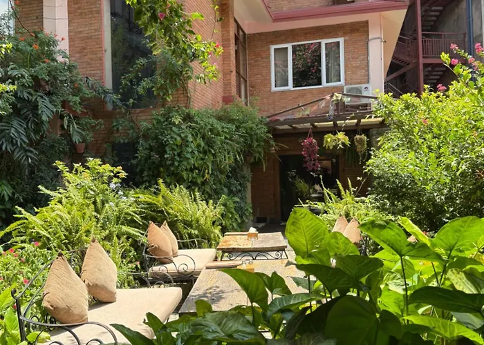 Hotel Middle Path&Spa