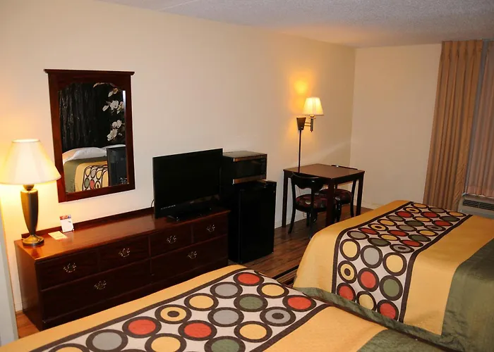 Boarders Inn And Suites By Cobblestone Lamar Missouri