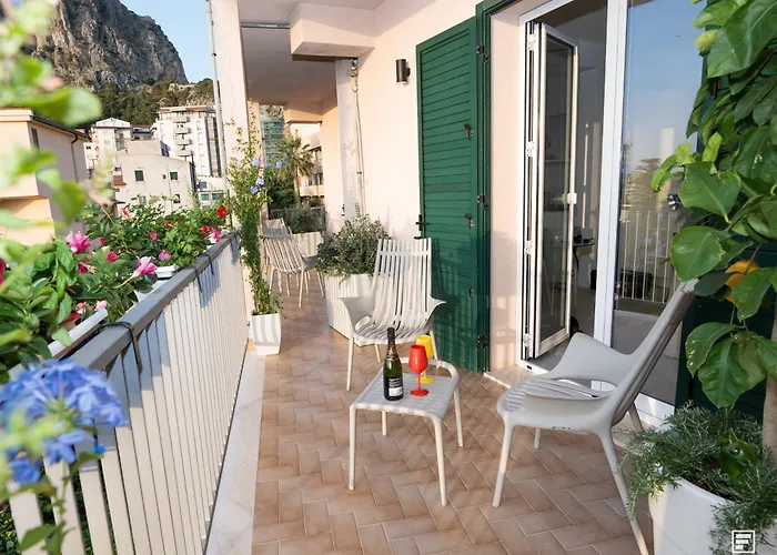 Cefalu Luxury Suite