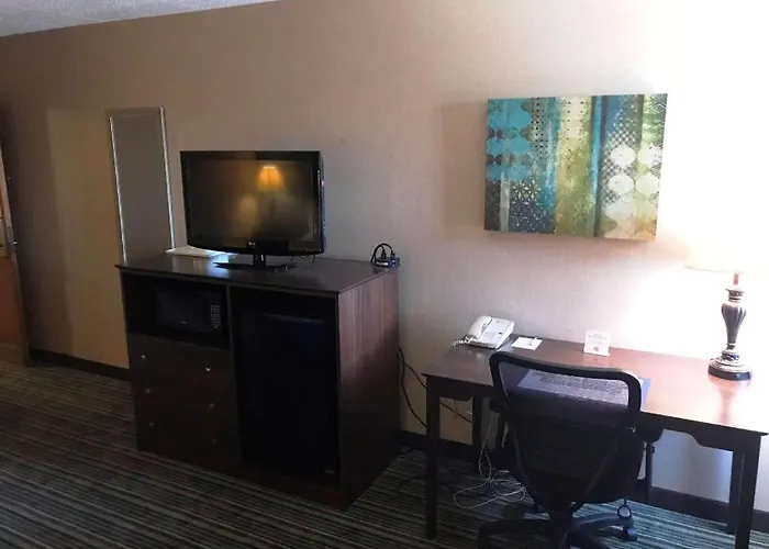 Best Western Woodhaven Inn
