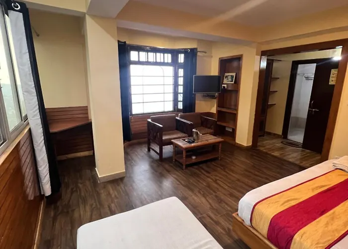 Gs Cottage Bed And Breakfast Walking Distance From Mall Road