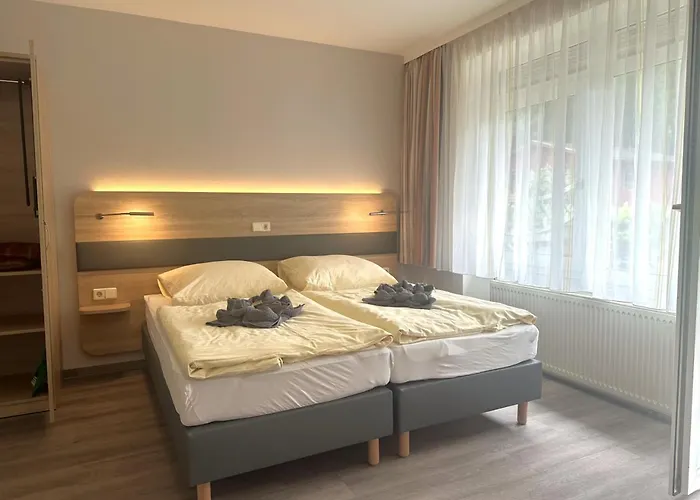 Gaestehaus Lietzow & Stoertebeker Camp
