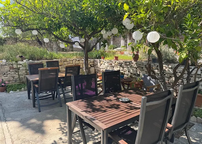 Pythais Hotel