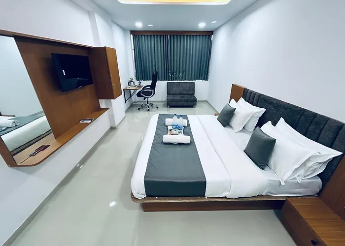 Hotel 4 Season