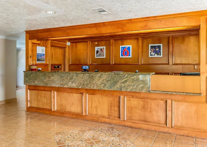 Alvin Cheap Hotels