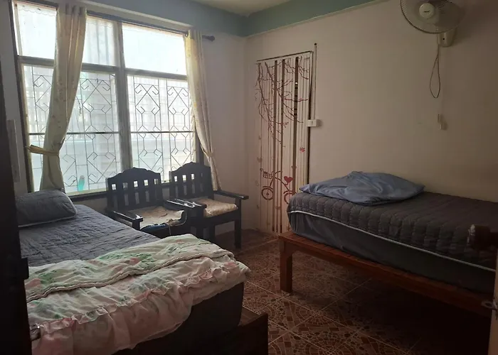 topp stay hostel