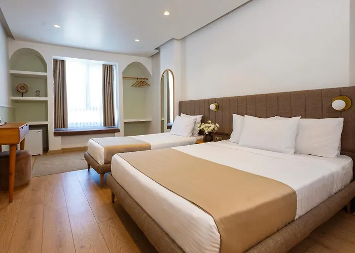 Meshk Airport Hotel
