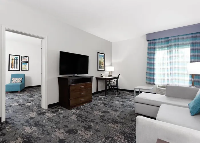 La Quinta By Wyndham Columbus - Edinburgh