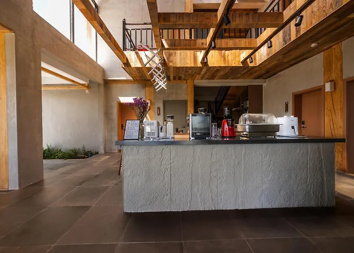 Miyinxianye Snow Mountain Makino Migratory Bird Viewing B&B Napa Sea Scenic Area Branch