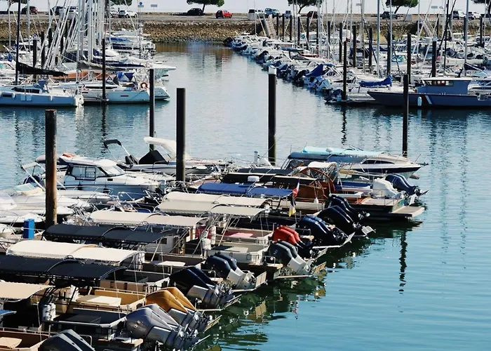 Residence Les Suites Du Port - By Le Saint Ferdinand