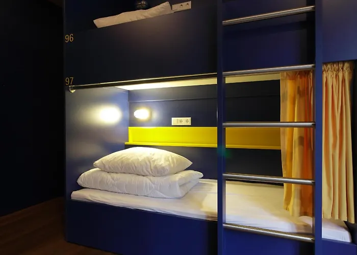 Bed'Nbudget Expo-Hostel Dorms