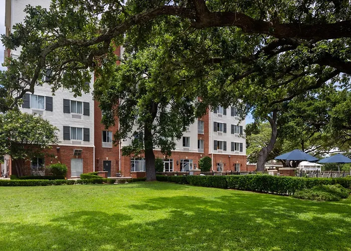 The Inn At Long Beach