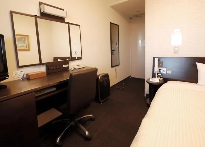 Hotel Route-Inn Tomakomai Ekimae