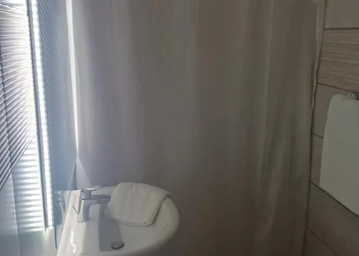 Airport Hotel
