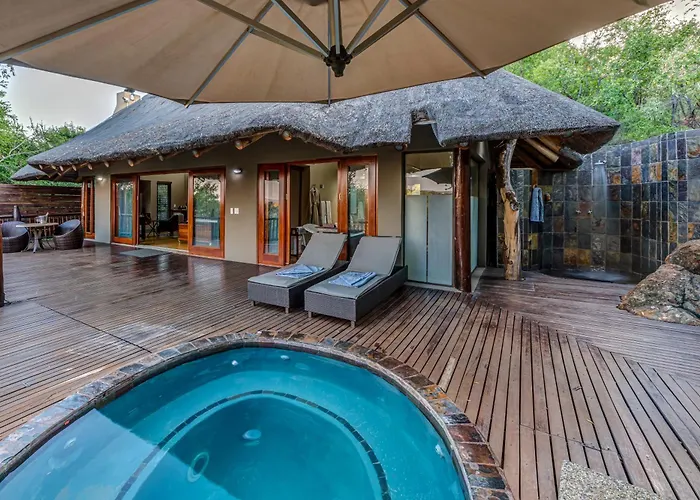 Etali Safari Lodge