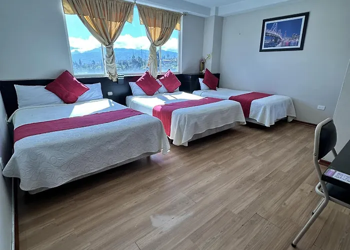 Hotel Versailles