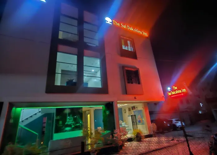 Hotel Sai Dakshina Inn & The Fern Restaurant