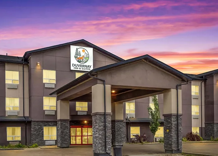 Duvernay Inn & Suites