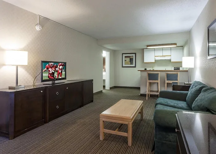 DeKalb Motels