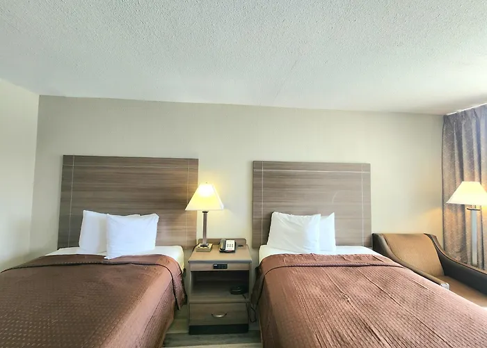 Days Inn By Wyndham Seguin Tx