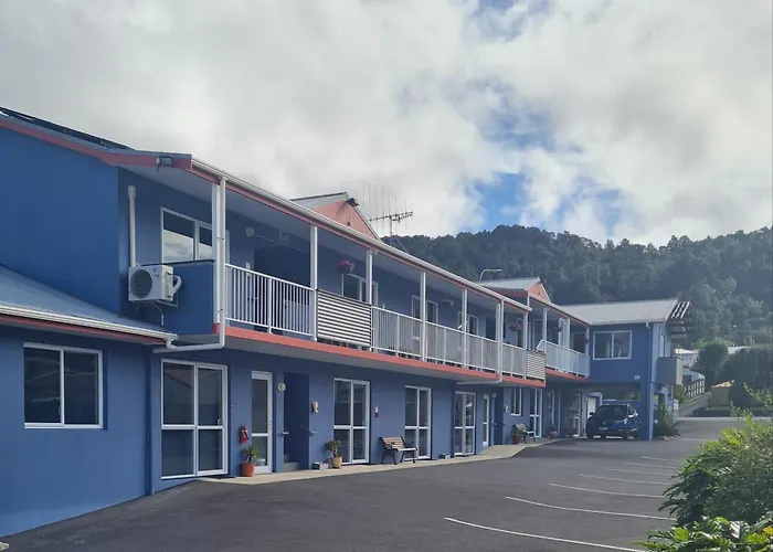 Asure Avenue Heights Motel