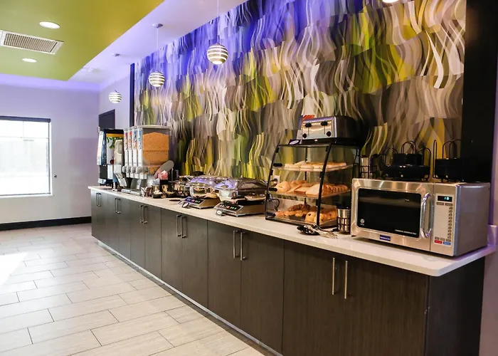 Best Western Plus Prien Lake Hotel & Suites - Lake Charles