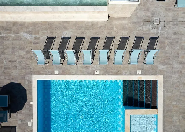 Golden Apartments
