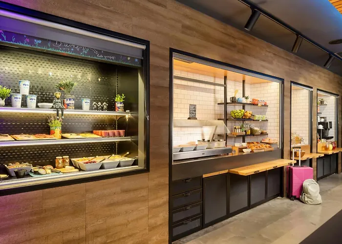 Moxy York