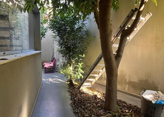 Jedi Hub Hostel