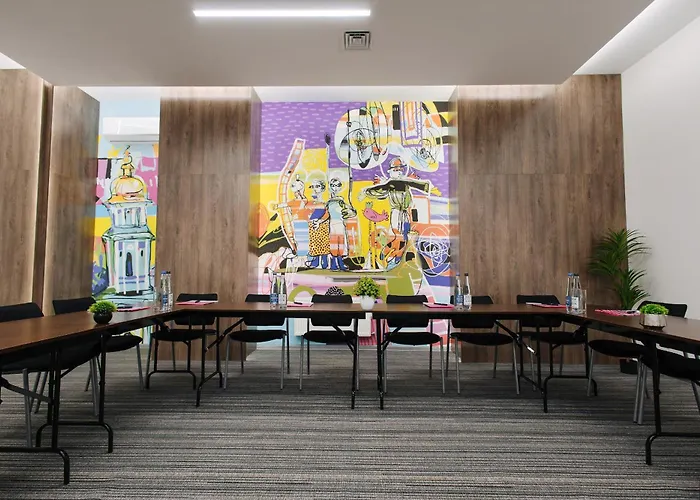 Amarant Urban Hotel By Chm