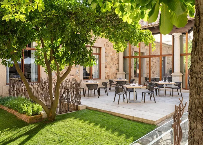 Parador De Caceres