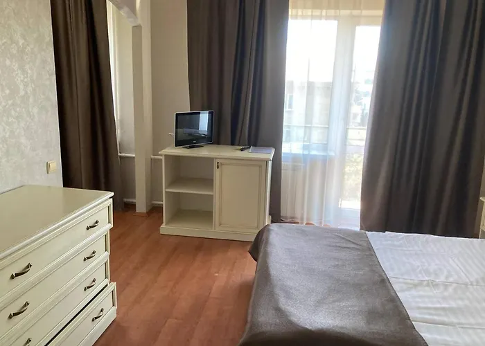 Holosiyvsky Hotel