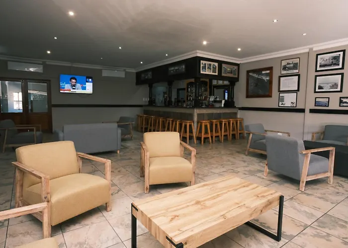 Elephant Lake Hotel