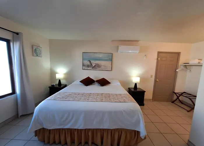 #55 Suite Bungalow Seaside Hotel & Victors Rv Park