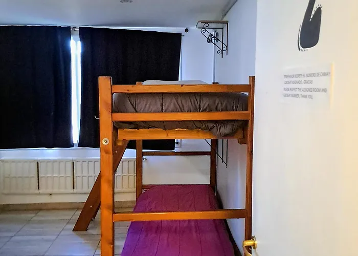 Nina Hostel