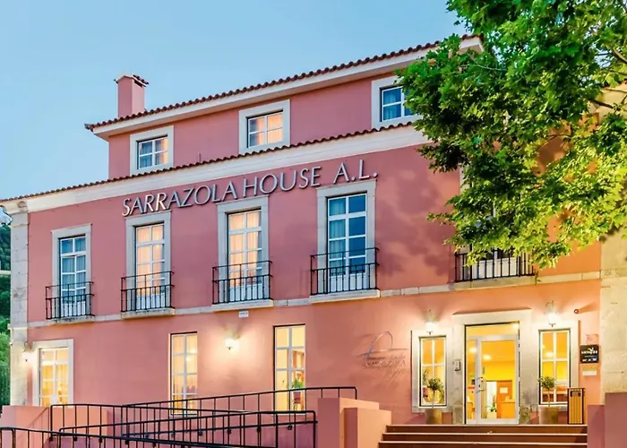 Hotels in Colares