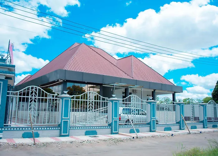 Golden Tours Hotel
