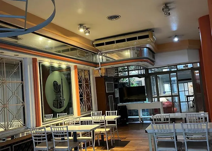 Ahm Hotel