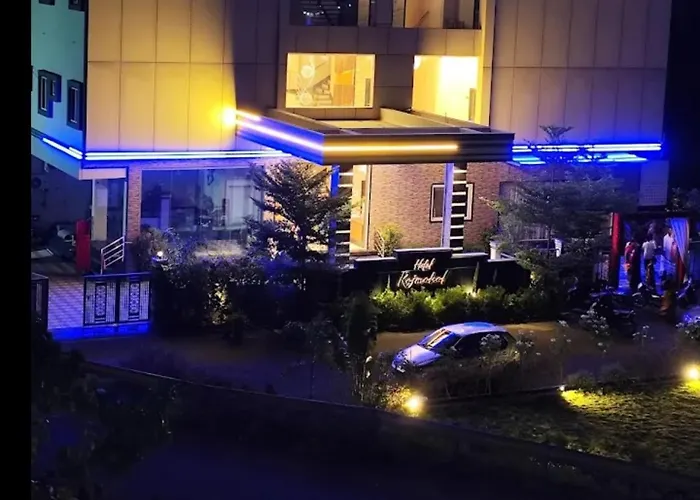 Hotel Rajmahal Boarding And Lodging