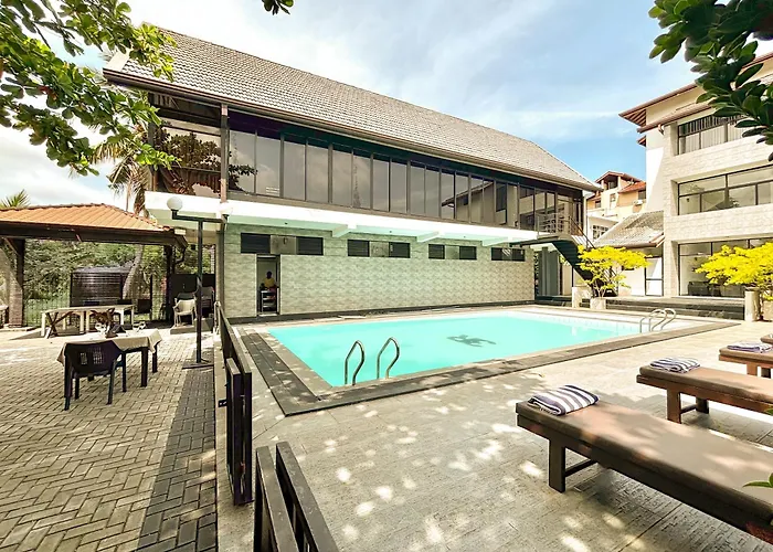 3R Resort By Blue Bird