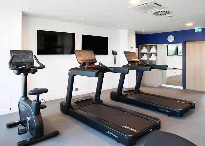 Holiday Inn Express&Suites Monheim am Rhein by IHG
