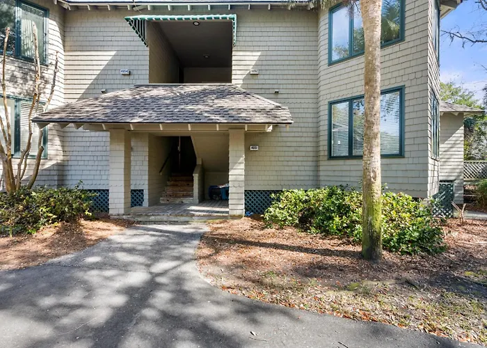 4651 Tennis Club Villa By Akers Ellis Rentals