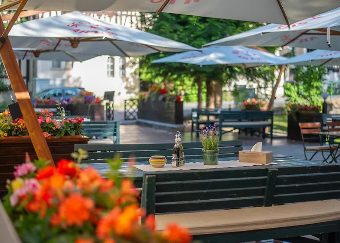 Hotel Marami