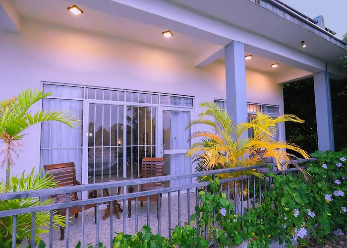 Tinara River Inn, Weligama