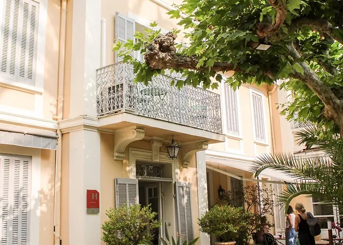 Hotel Bon Abri - Maison Sanaryenne