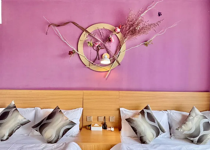 Earstring Hanging Gardens Hotel