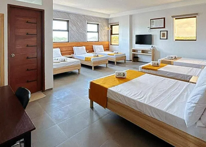 RedDoorz Plus at Nick Hotel Guimba