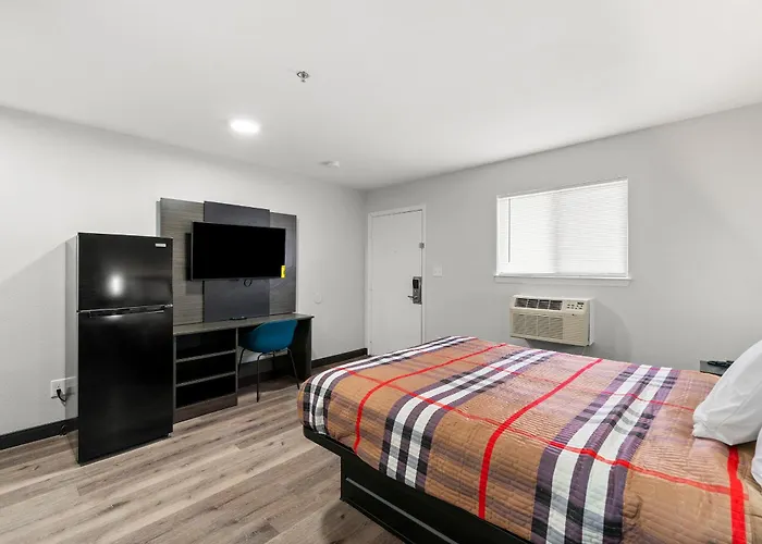 Southern Suites Kennesaw