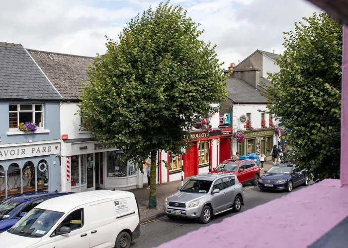 The Mariner, Westport